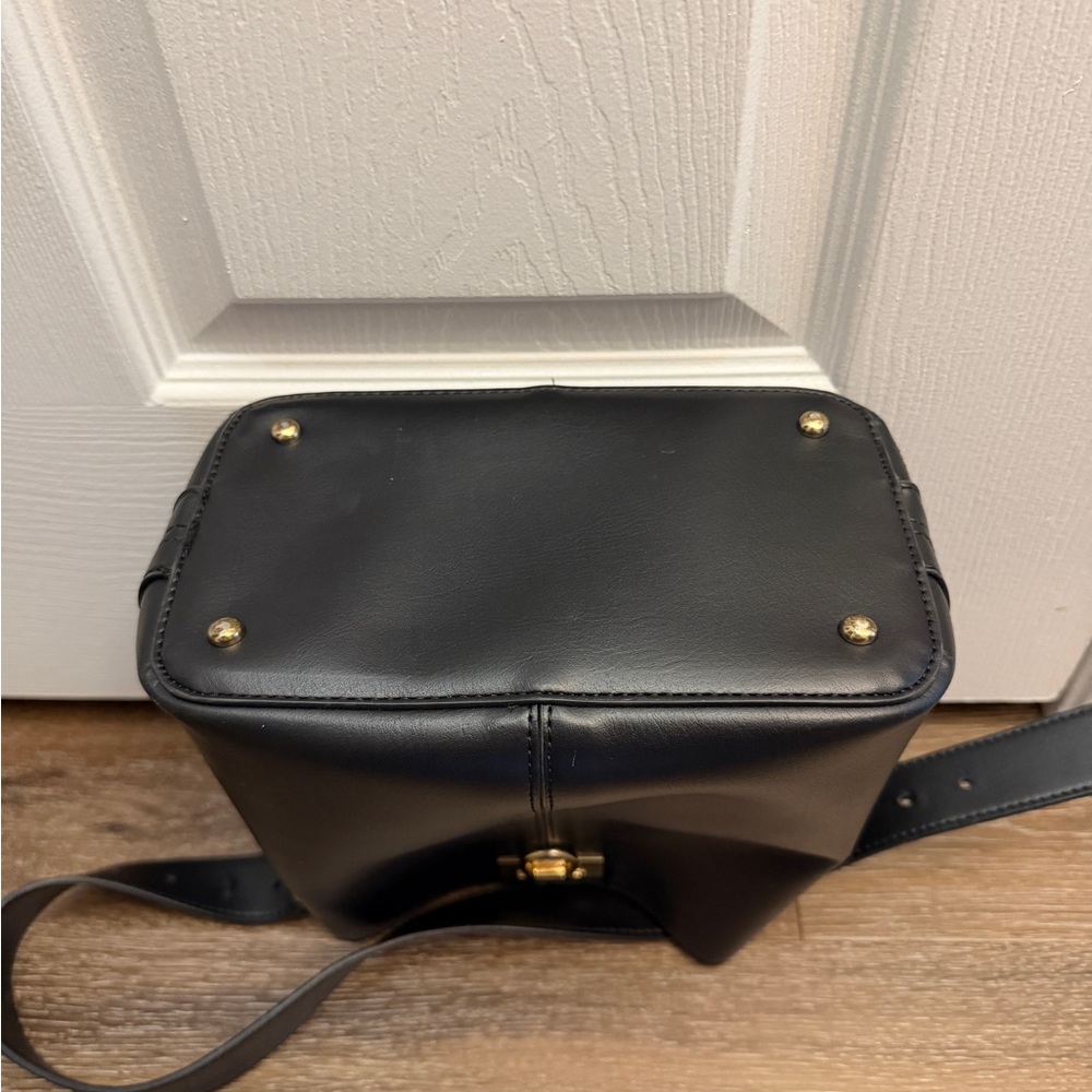 HUNDRED Japan Black Leather Bucket Shoulder Bag Gold Hardware Gancini Lock - Picture 4 of 11